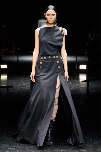 Look 23